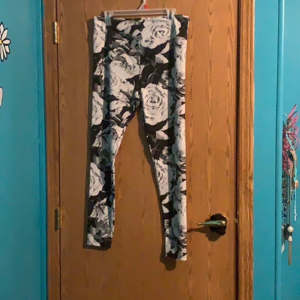 Lularoe leggings